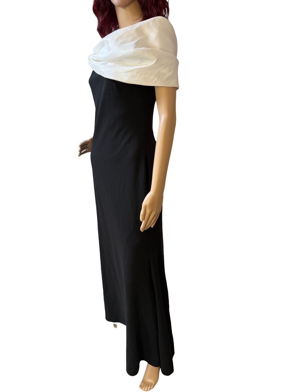 Betsey & Adam NWT Retro Black & White Off Shoulder Maxi Evening Gown (0858) - Picture 6 of 11